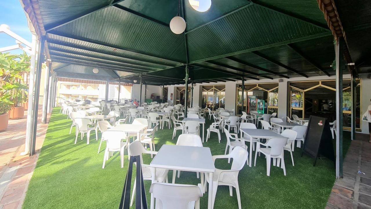 Precioso apartamento con piscinas y vistas al mar. Benalmádena Exterior foto